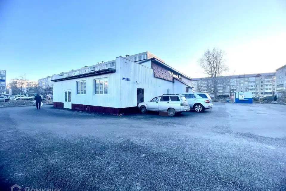 Продаётся торговое помещение, 186.5 м²