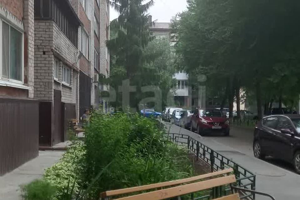 Продаётся 3-комнатная квартира, 63.6 м²