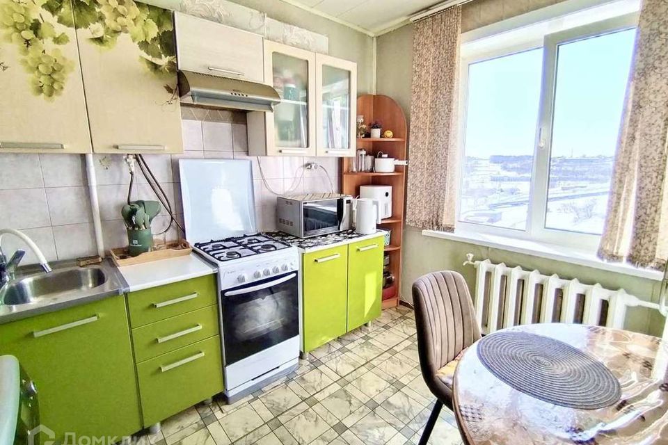 Продаётся 4-комнатная квартира, 76.9 м²