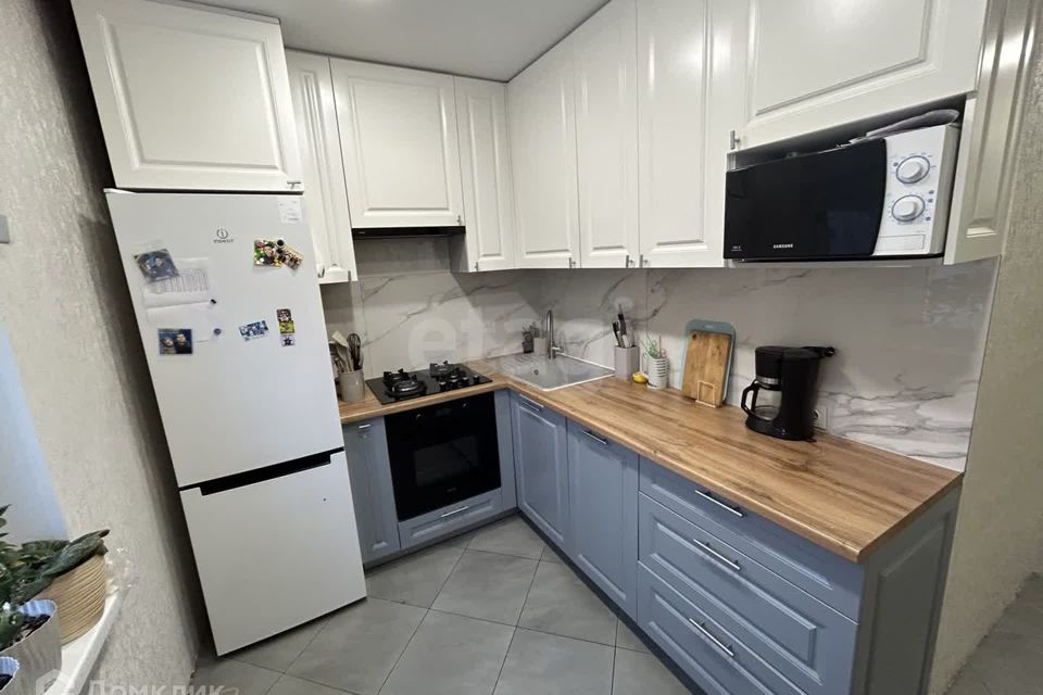 Продаётся 4-комнатная квартира, 69 м²