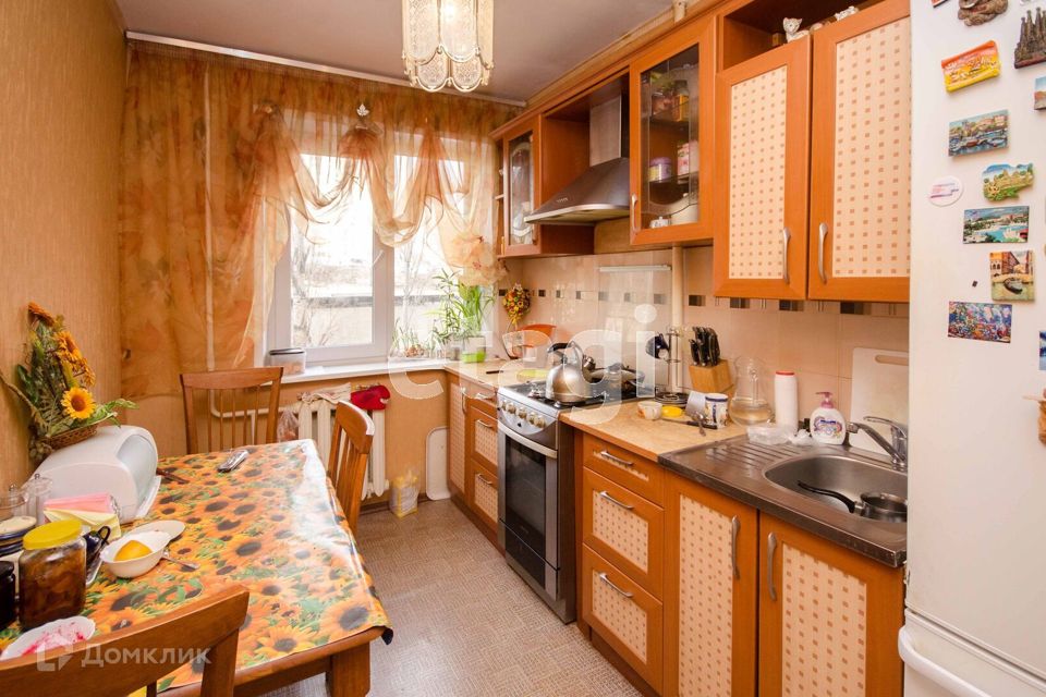 Продаётся 3-комнатная квартира, 62.4 м²