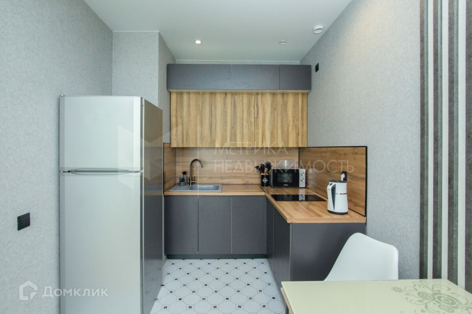 Продаётся 1-комнатная квартира, 43 м²