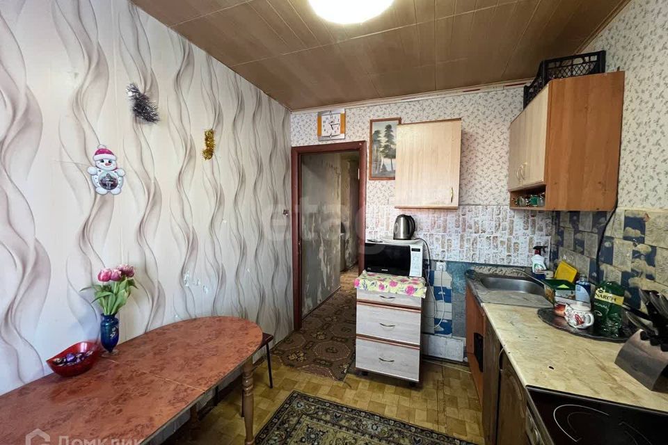 Продаётся 3-комнатная квартира, 58.2 м²