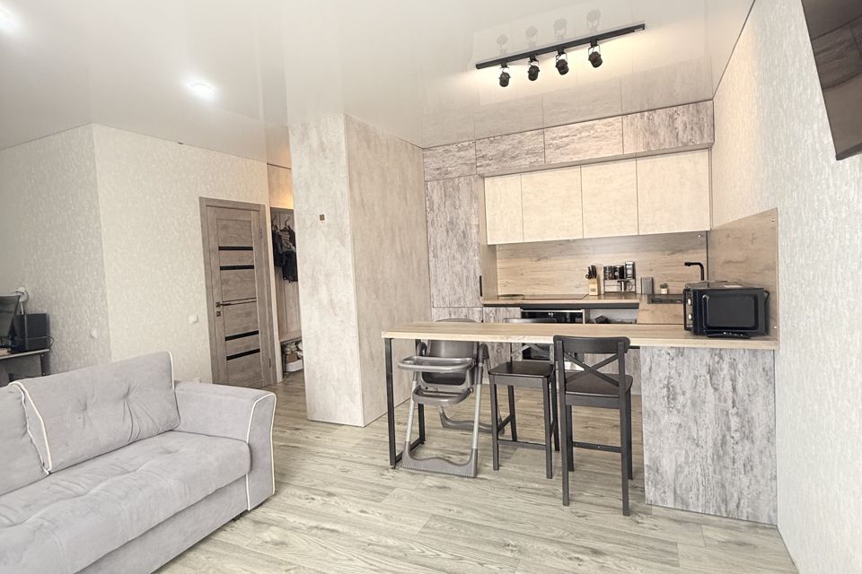 Продаётся 3-комнатная квартира, 73 м²