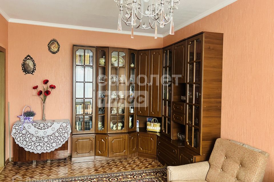 Продаётся 3-комнатная квартира, 60.2 м²