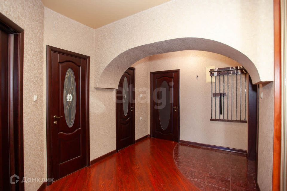 Продаётся 2-комнатная квартира, 63.5 м²