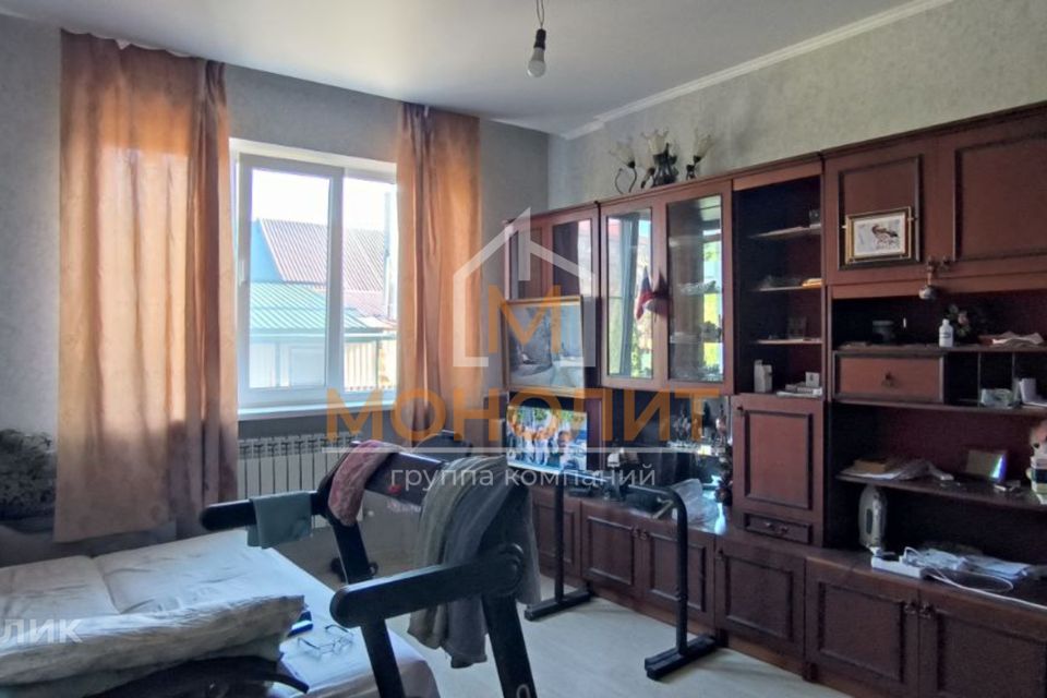 Продаётся 1-комнатная квартира, 42.5 м²