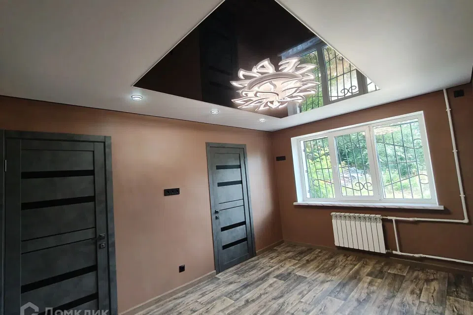 Продаётся 3-комнатная квартира, 46.4 м²