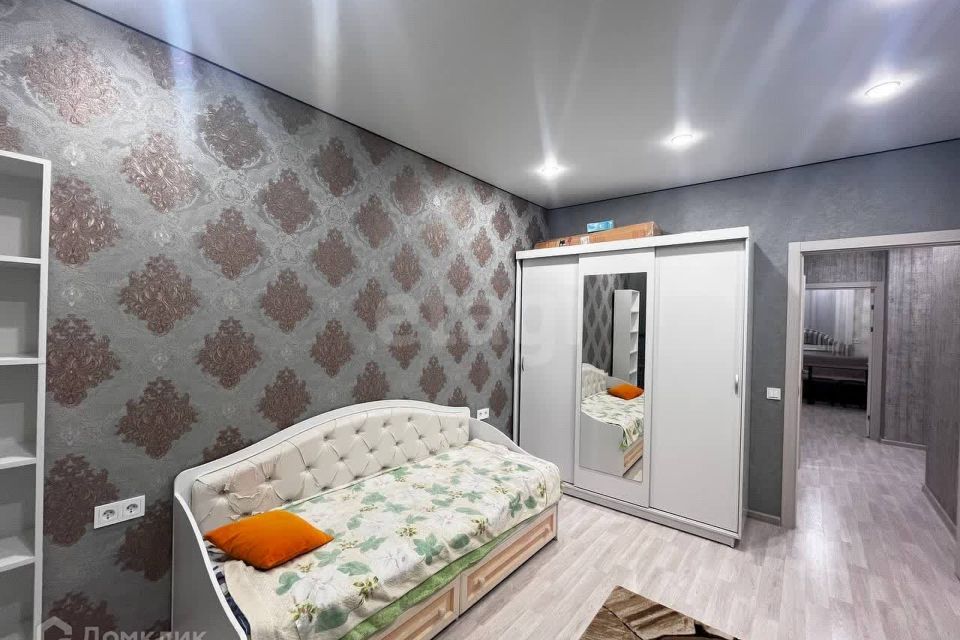Сдаётся 2-комнатная квартира, 61 м²