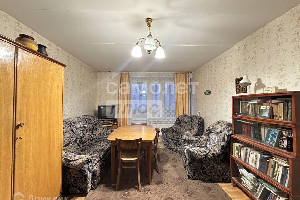 Продаётся 1-комнатная квартира, 35.2 м²