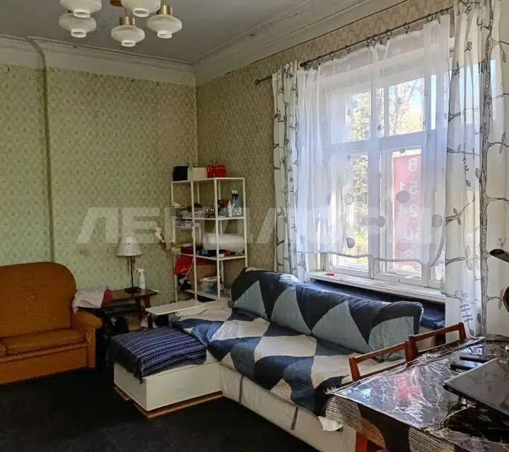 Продаётся 4-комнатная квартира, 81.7 м²