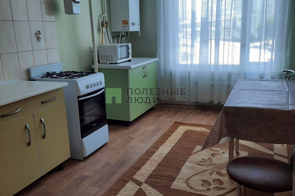 Сдаётся 1-комнатная квартира, 40 м²