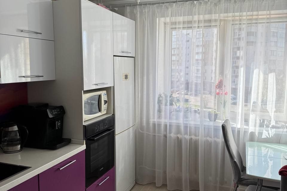 Продаётся 1-комнатная квартира, 38.2 м²