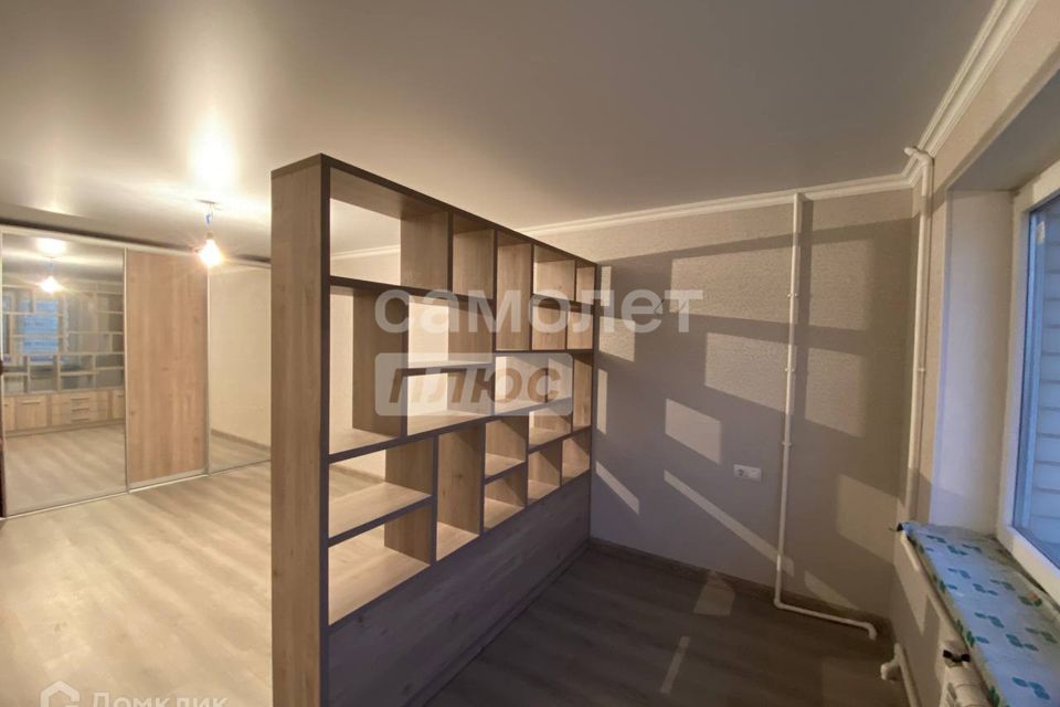 Продаётся 1-комнатная квартира, 42 м²