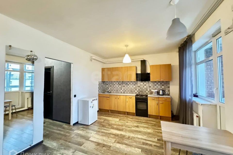Продаётся 1-комнатная квартира, 44 м²