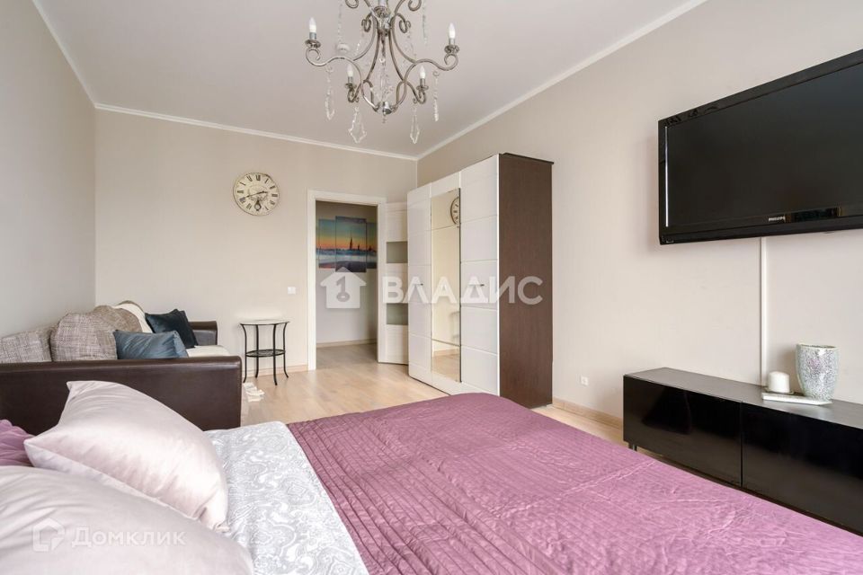 Продаётся 1-комнатная квартира, 43.8 м²