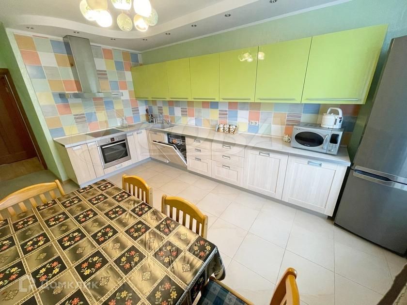 Сдаётся 3-комнатная квартира, 110 м²