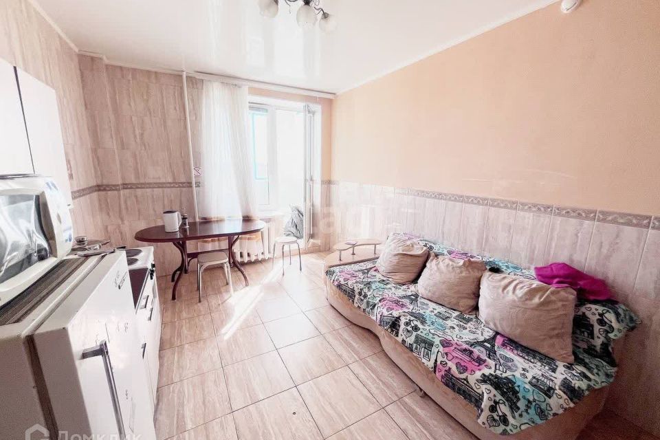 Продаётся 1-комнатная квартира, 53 м²
