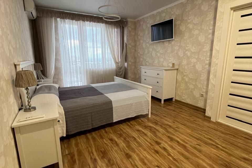 Продаётся 1-комнатная квартира, 60 м²