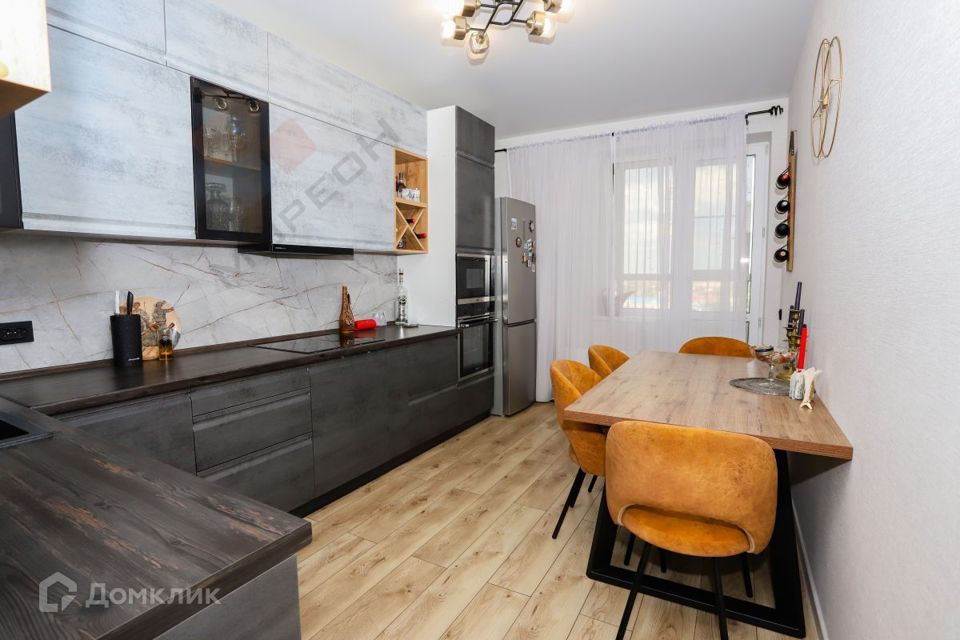 Продаётся 1-комнатная квартира, 39.7 м²