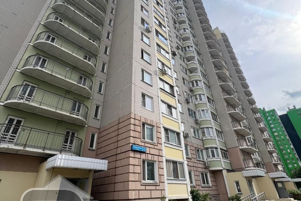 Продаётся 2-комнатная квартира, 61.5 м²