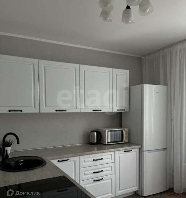 Сдаётся 1-комнатная квартира, 40 м²