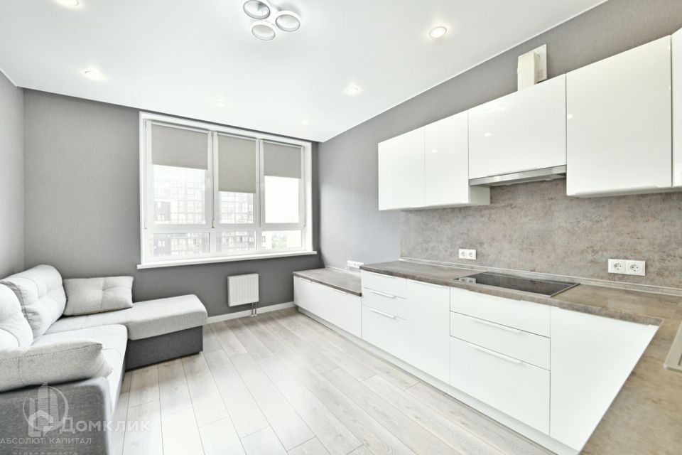 Продаётся 1-комнатная квартира, 47.3 м²