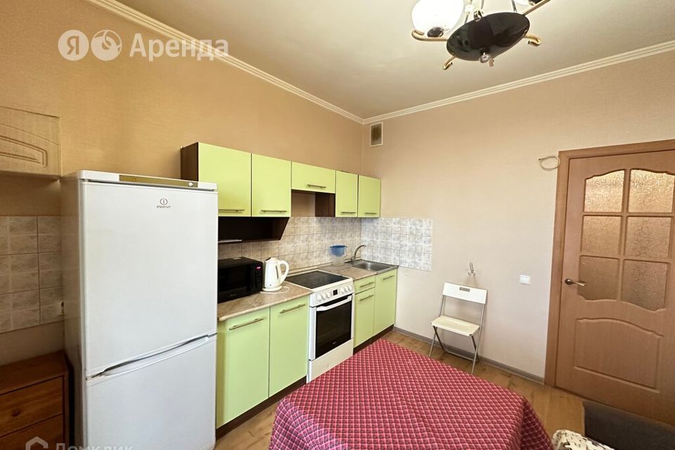 Сдаётся 1-комнатная квартира, 46 м²