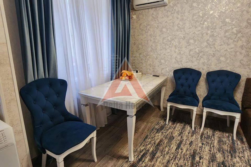 Продаётся 3-комнатная квартира, 55 м²
