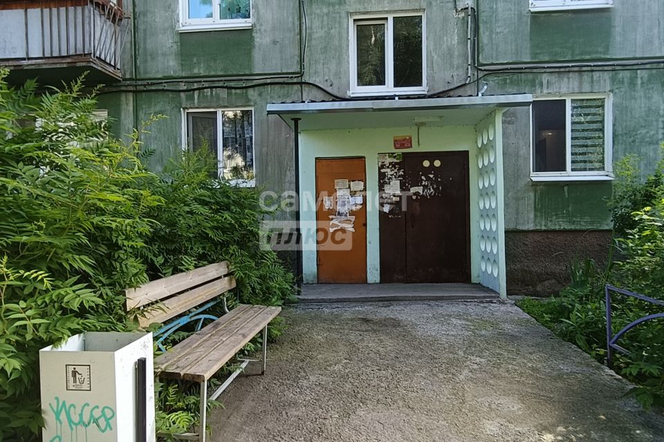 Продаётся 3-комнатная квартира, 55.8 м²