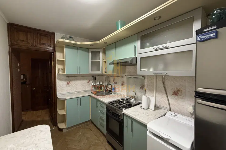 Продаётся 3-комнатная квартира, 56.9 м²