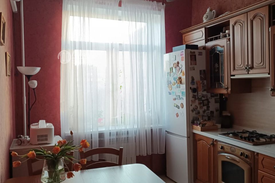 Продаётся 4-комнатная квартира, 91 м²