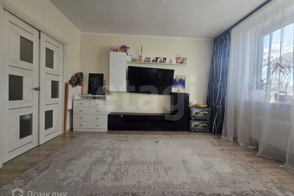 Продаётся 2-комнатная квартира, 58 м²