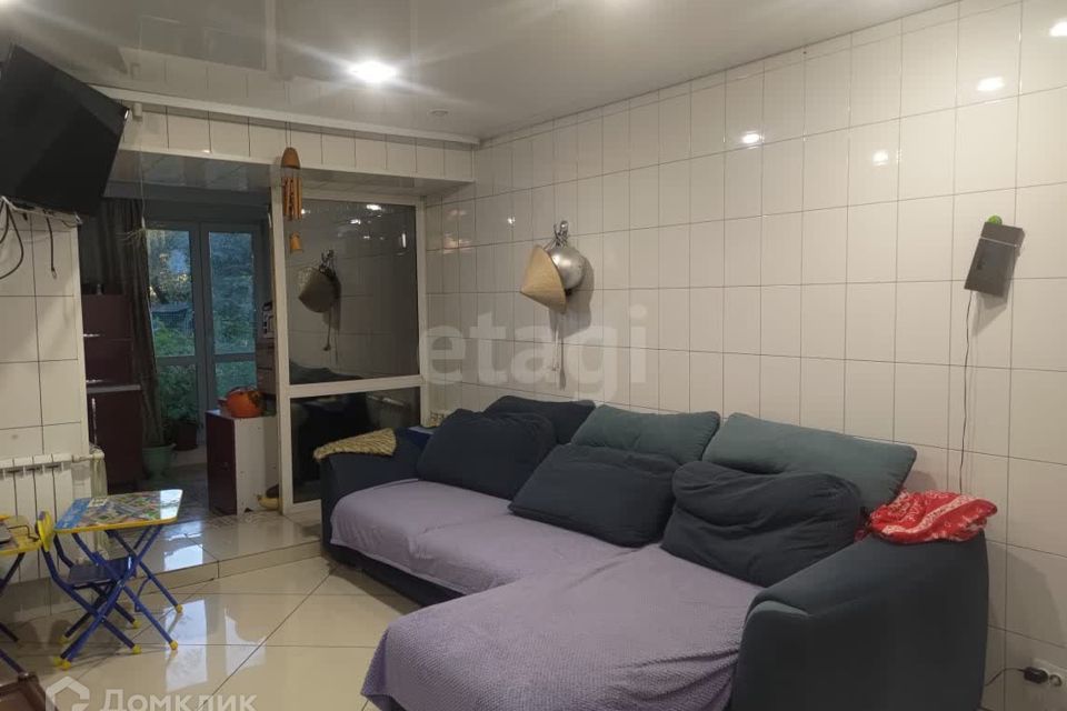 Продаётся 3-комнатная квартира, 63.2 м²