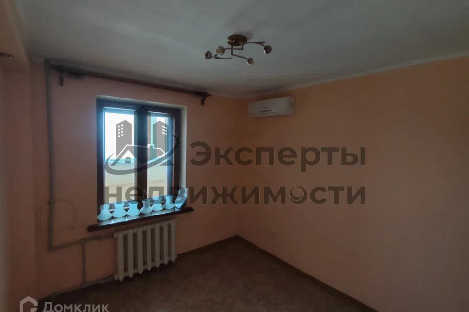 Продаётся 4-комнатная квартира, 94 м²
