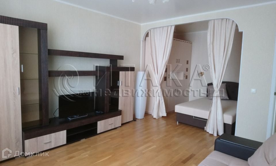 Сдаётся 1-комнатная квартира, 42 м²