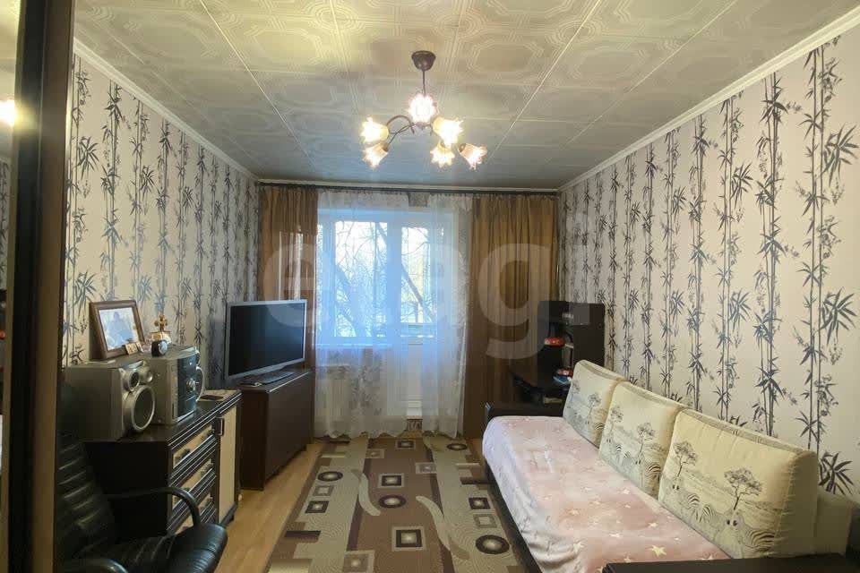 Продаётся комната в 3-комн. квартире, 18 м²