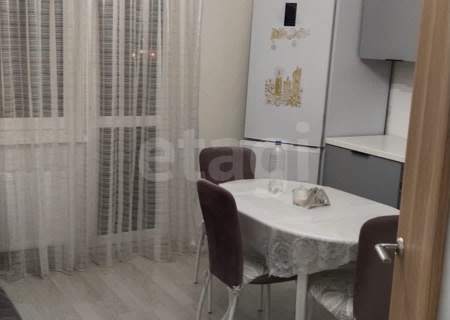 Сдаётся 1-комнатная квартира, 49 м²