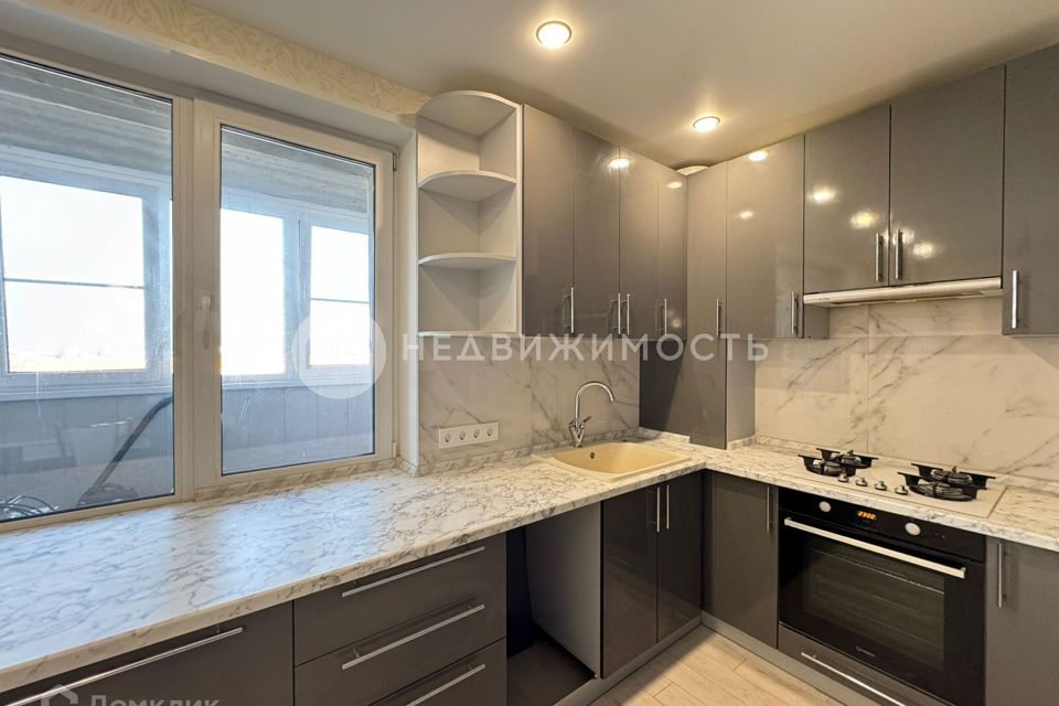 Продаётся 2-комнатная квартира, 63.7 м²