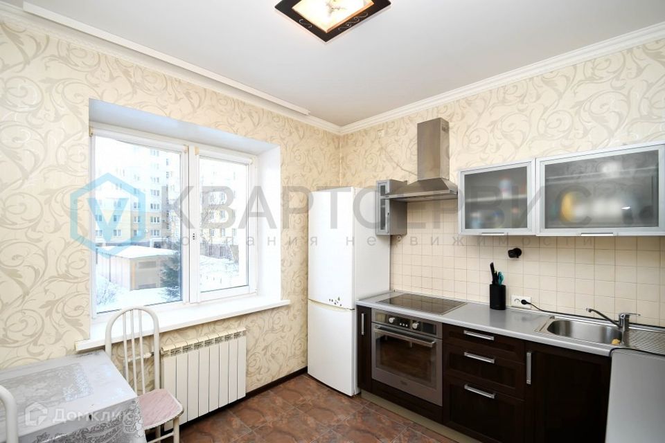 Продаётся 2-комнатная квартира, 65.6 м²