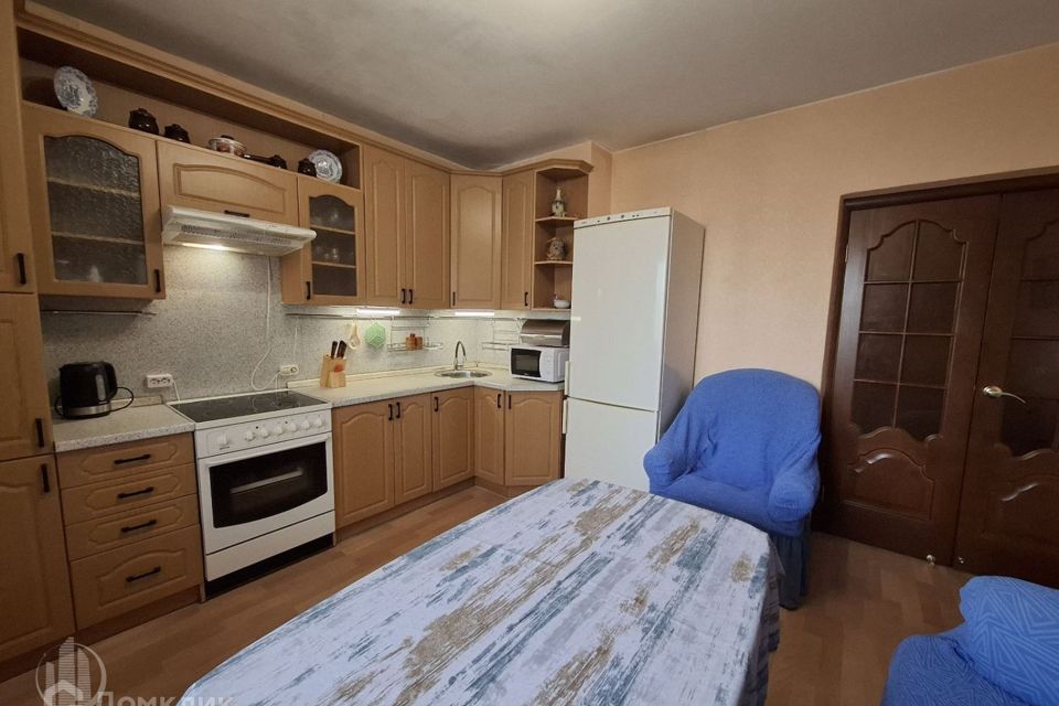 Сдаётся 2-комнатная квартира, 67.5 м²