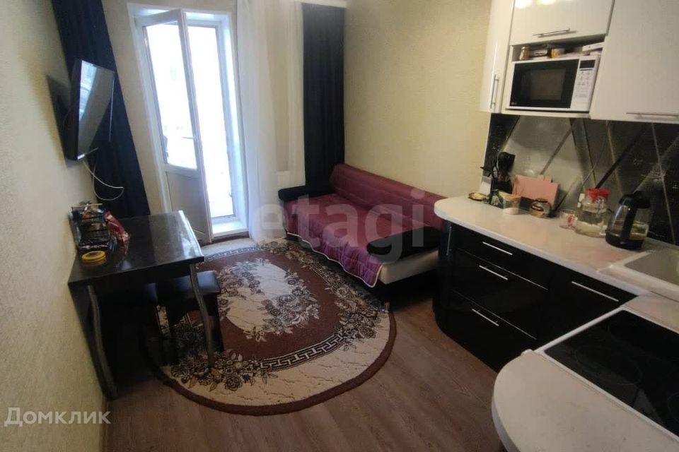 Продаётся 1-комнатная квартира, 35.9 м²
