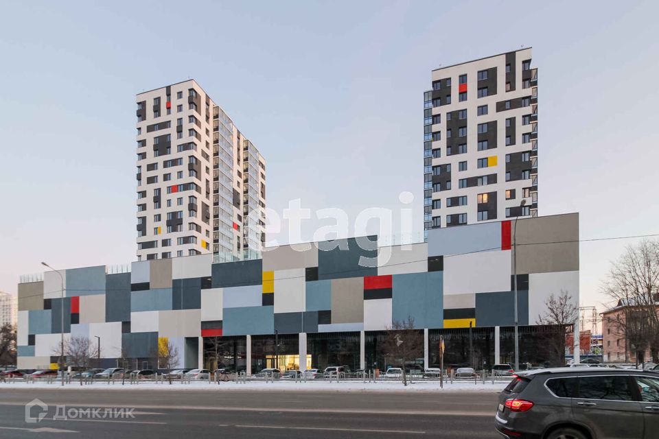 Продаётся 1-комнатная квартира, 43.2 м²