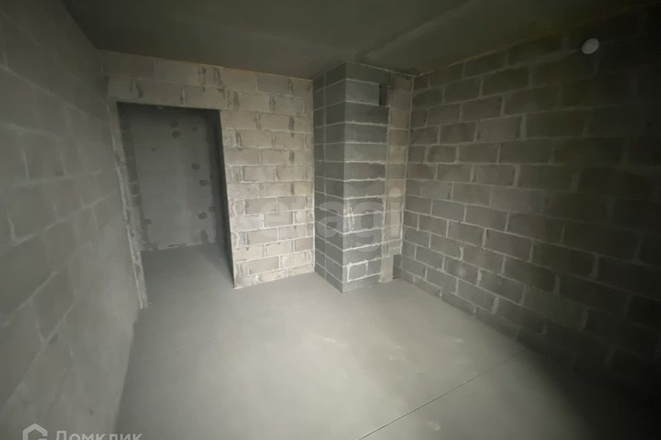 Продаётся 1-комнатная квартира, 42 м²