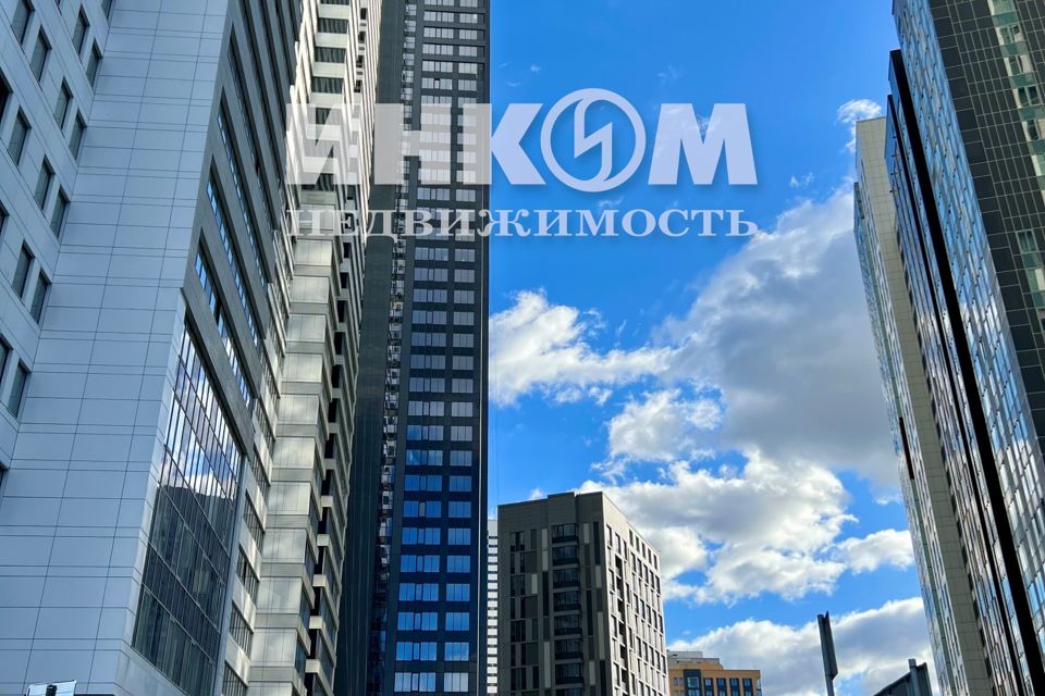 Продаётся 1-комнатная квартира, 42.2 м²