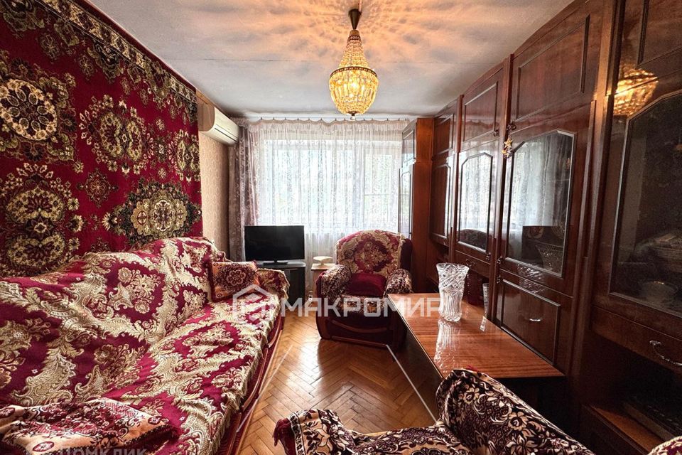 Продаётся 3-комнатная квартира, 52.1 м²