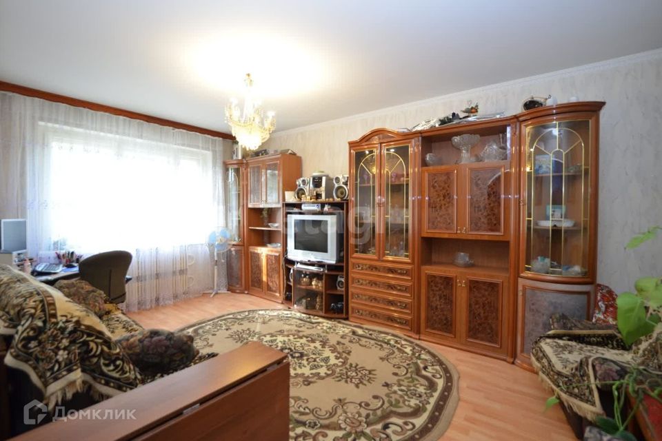 Продаётся 4-комнатная квартира, 81.3 м²