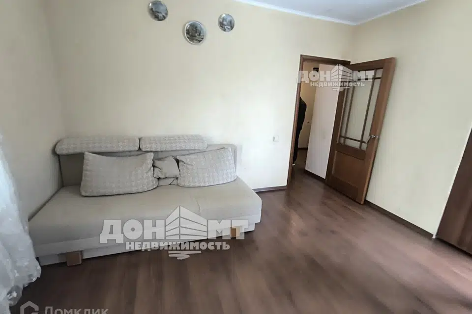 Продаётся 1-комнатная квартира, 42 м²