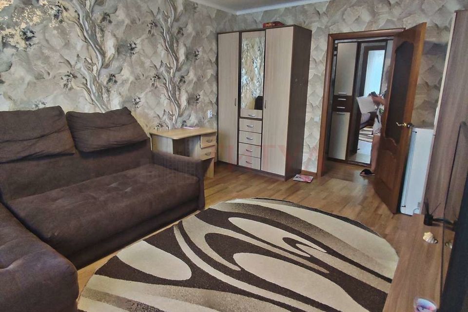 Продаётся 3-комнатная квартира, 64 м²
