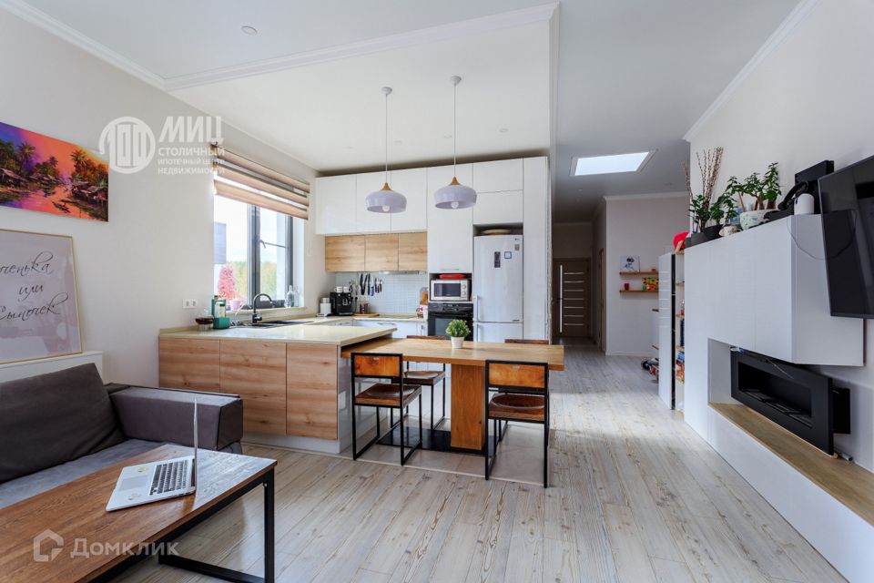Продаётся 3-комнатная квартира, 91.8 м²